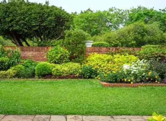 landscaping services Eureka